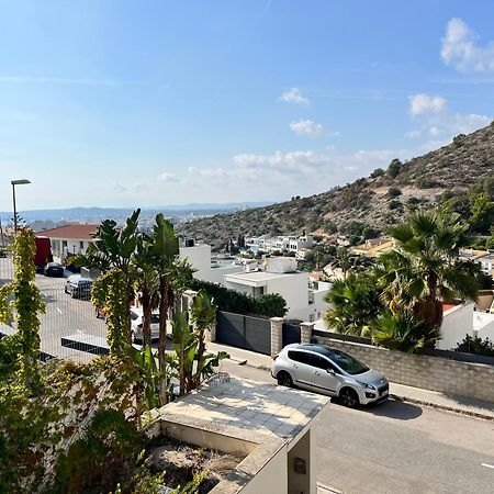Tranquil Duplex In Sitges, Barcelona,Sea Views, Parking, Terrace Apartman Kültér fotó