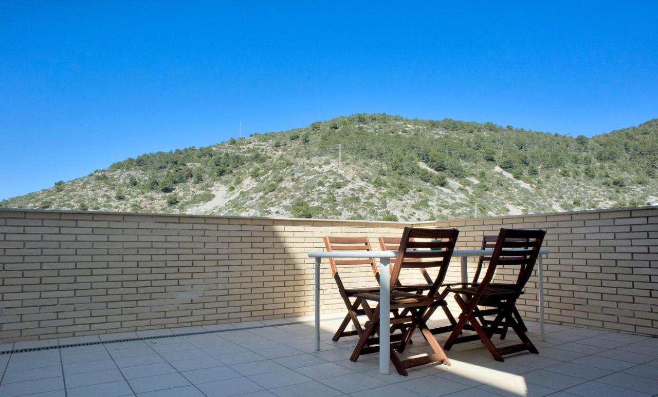 Tranquil Duplex In Sitges, Barcelona,Sea Views, Parking, Terrace Apartman Kültér fotó