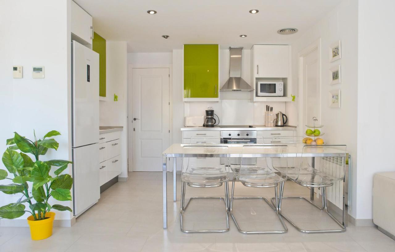 Tranquil Duplex In Sitges, Barcelona,Sea Views, Parking, Terrace Apartman Kültér fotó